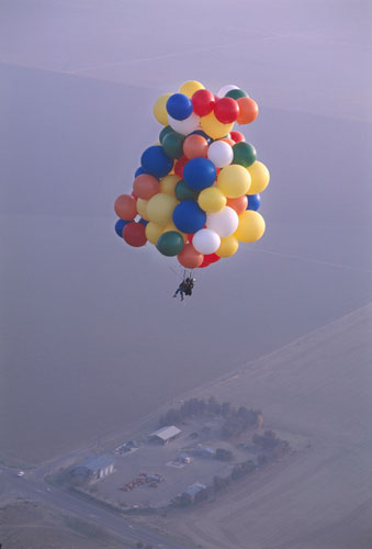 ballooning#02 Flight #9.jpg (17091 bytes)