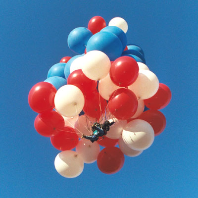 Launch 09.jpg (29208 bytes)