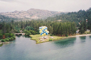 C8_flight02.jpg (18598 bytes)